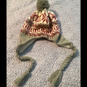 NWOT HAT W/EAR FLAPS, BRAIDS, POMPOM